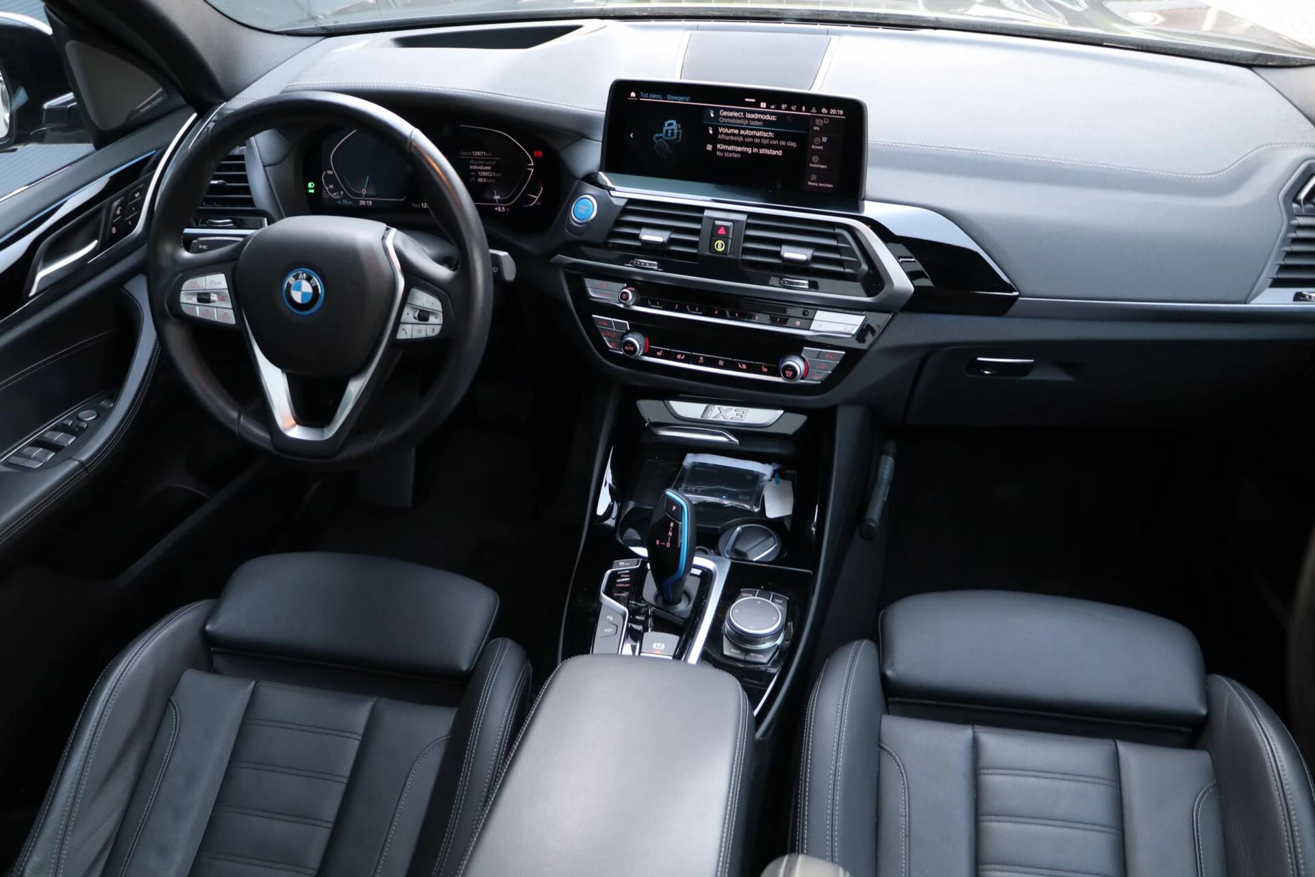 Hoofdafbeelding BMW iX3