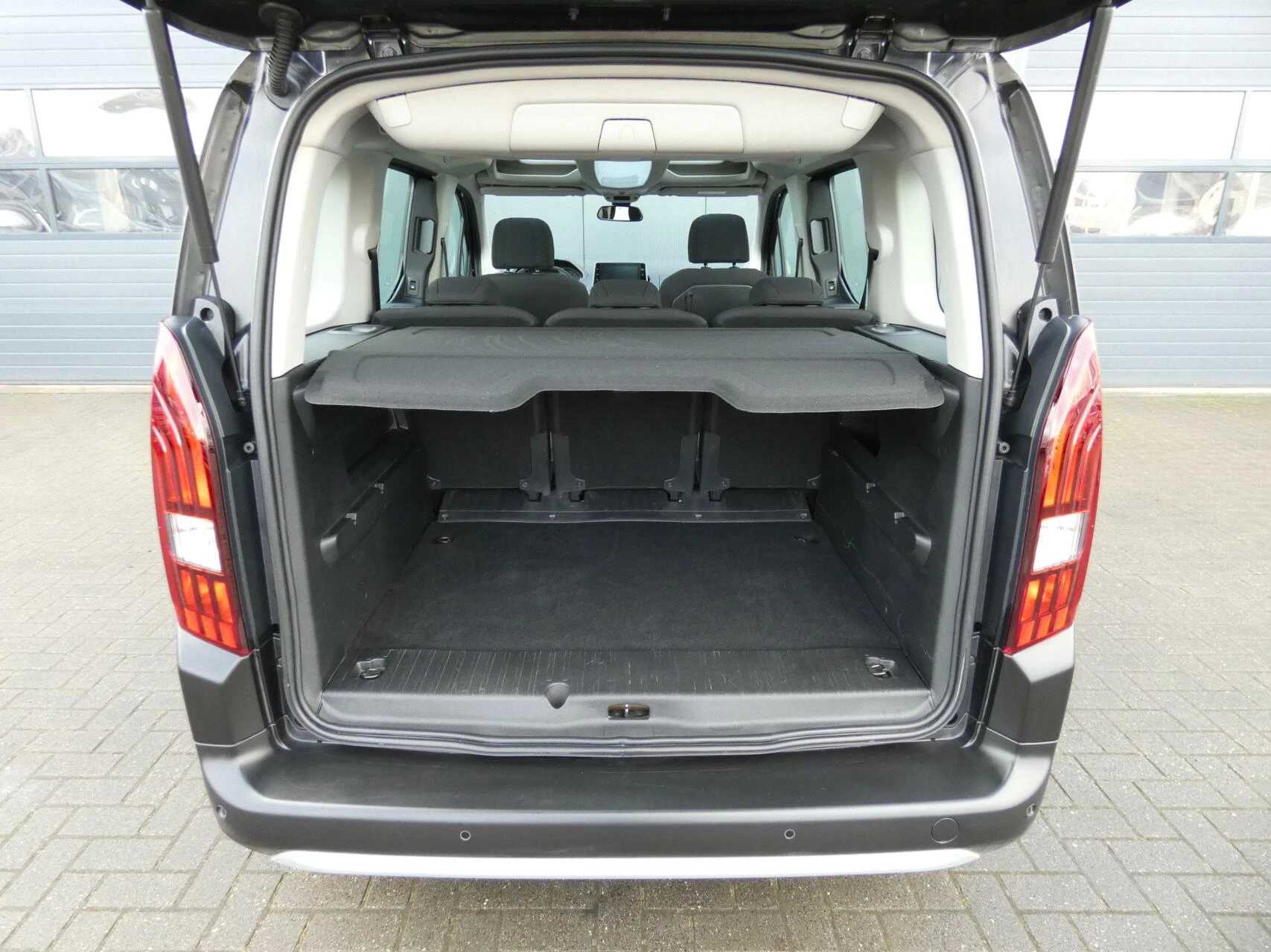 Hoofdafbeelding Peugeot Rifter