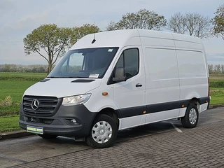 Mercedes-Benz Sprinter 317 1.9 CDI L2H2 Mbux Navi 3-Zits Achterwielaandrijving 360Camera Pdc Voor + Achter Euro6 170Pk!