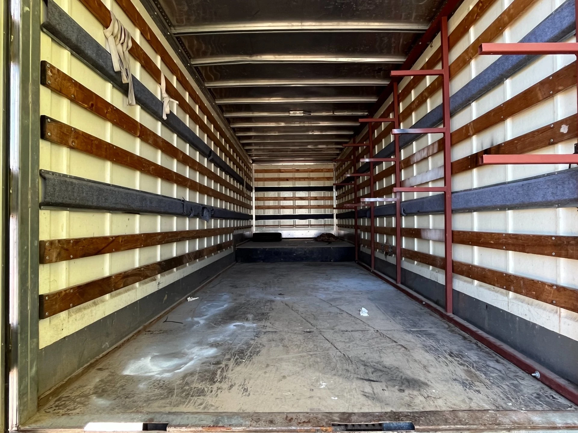 Hoofdafbeelding Ancy factory | BE Oplegger |  Semi dieplader gesloten