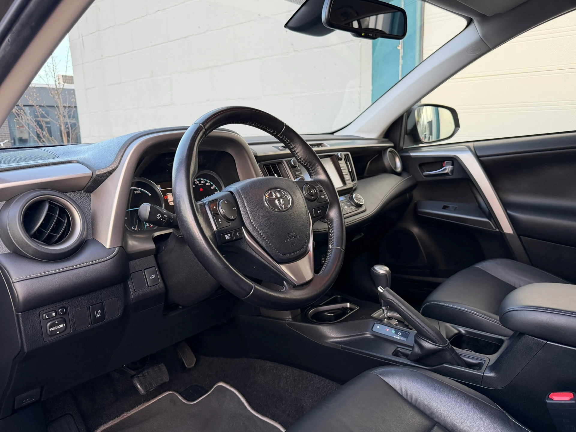 Hoofdafbeelding Toyota RAV4