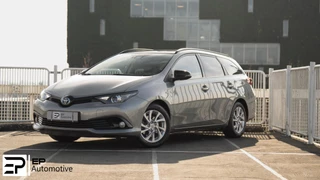 Hoofdafbeelding Toyota Auris Toyota Auris Touring Sports 1.8 Hybrid Executive BlackPack