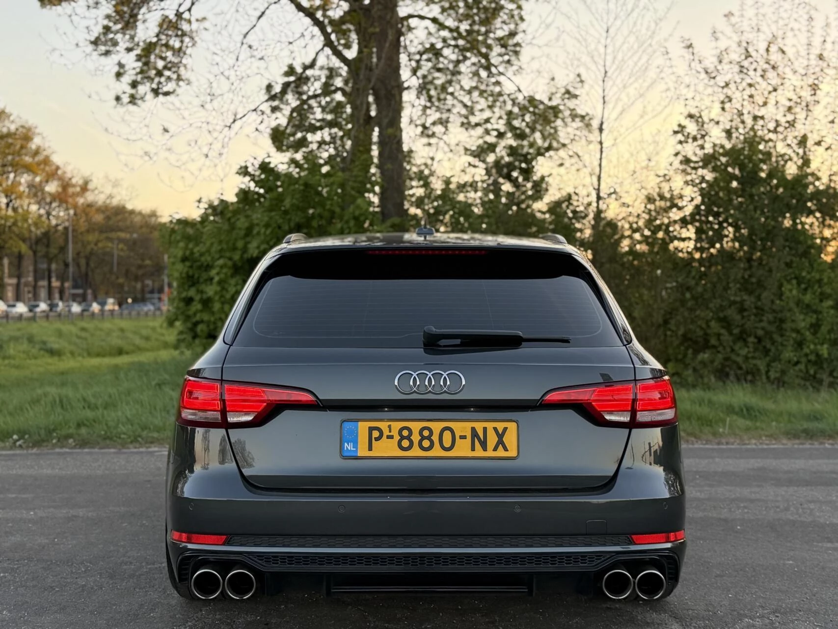 Hoofdafbeelding Audi A4