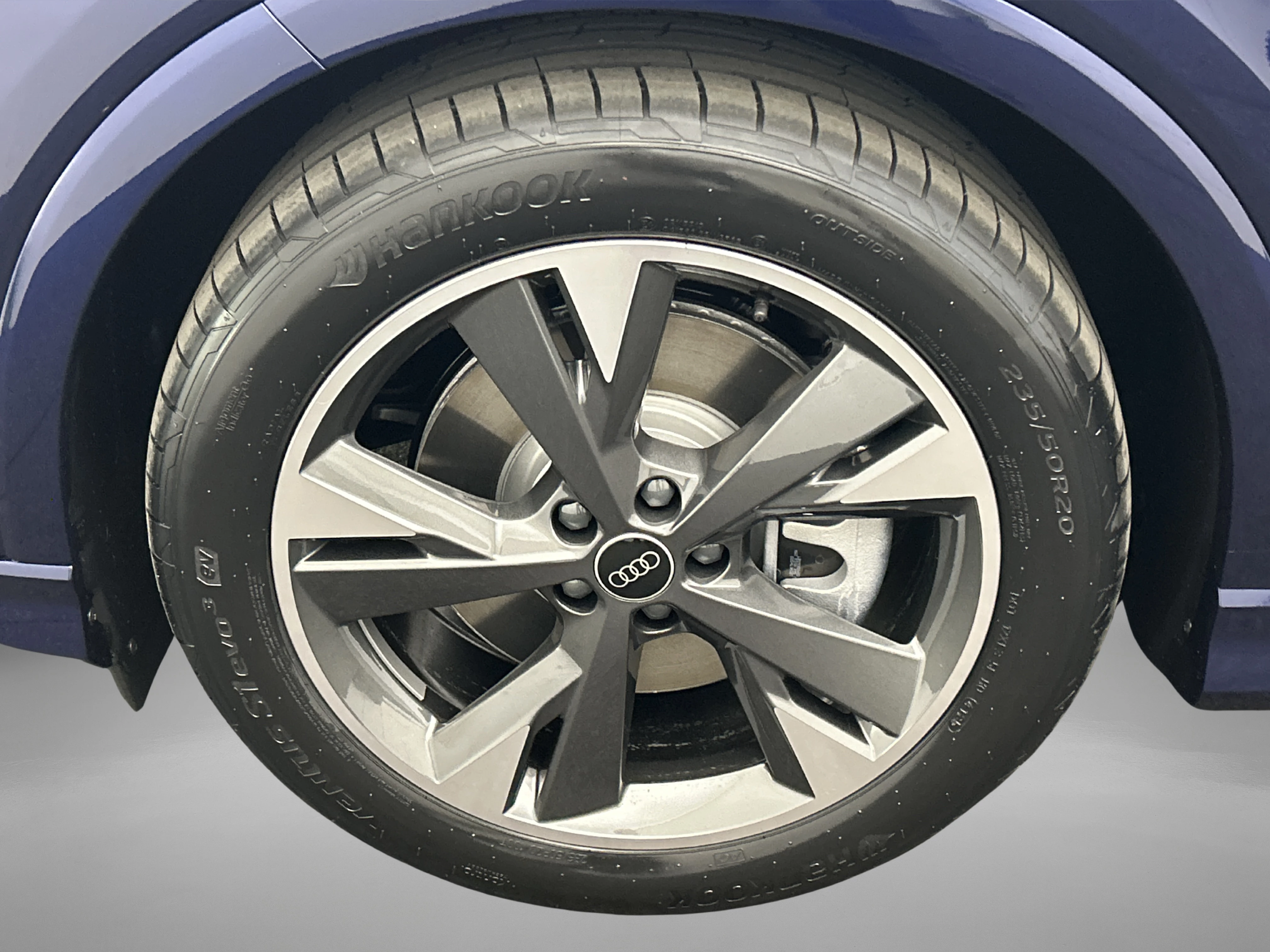 Hoofdafbeelding Audi Q4 e-tron