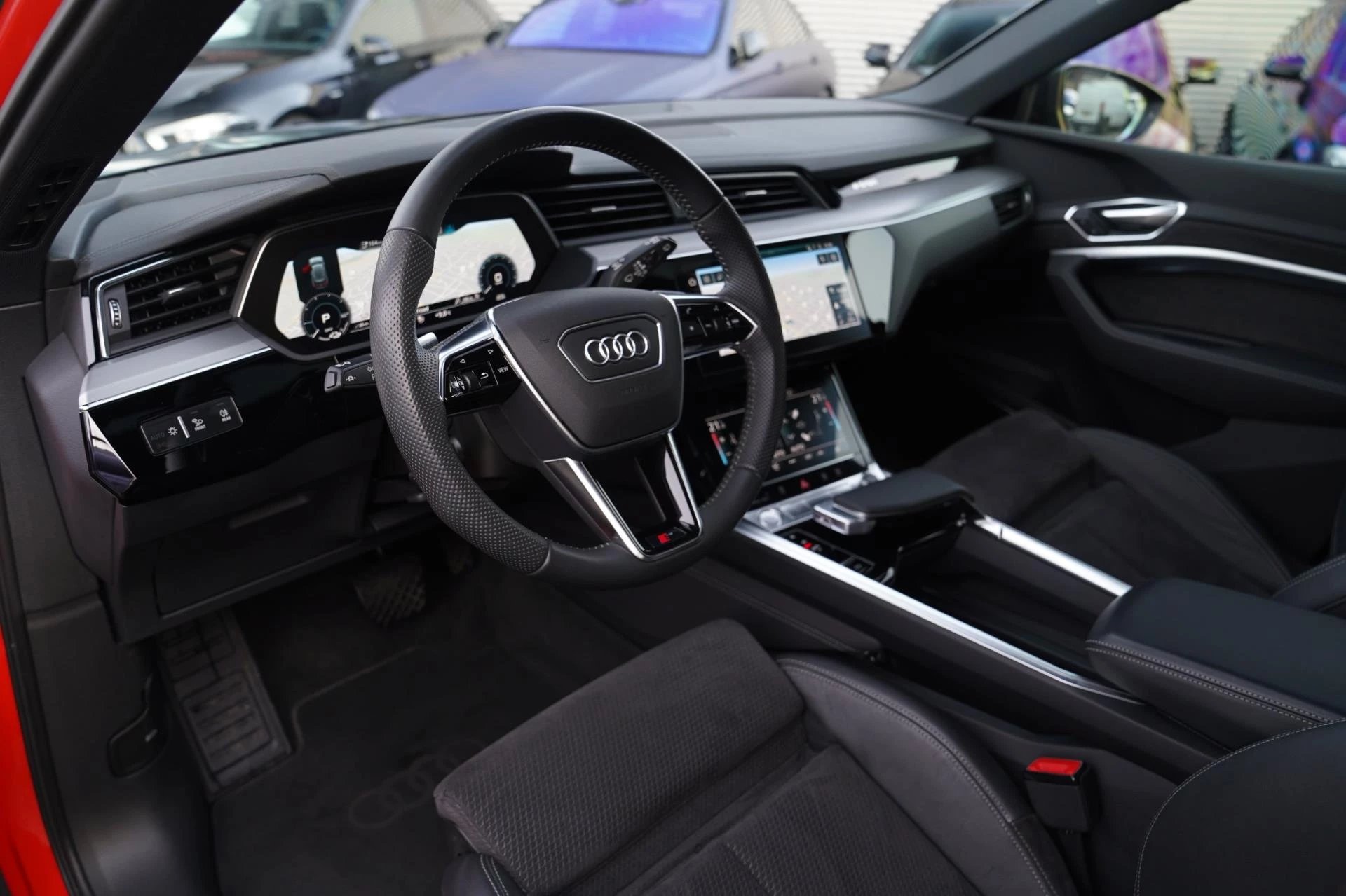 Hoofdafbeelding Audi e-tron