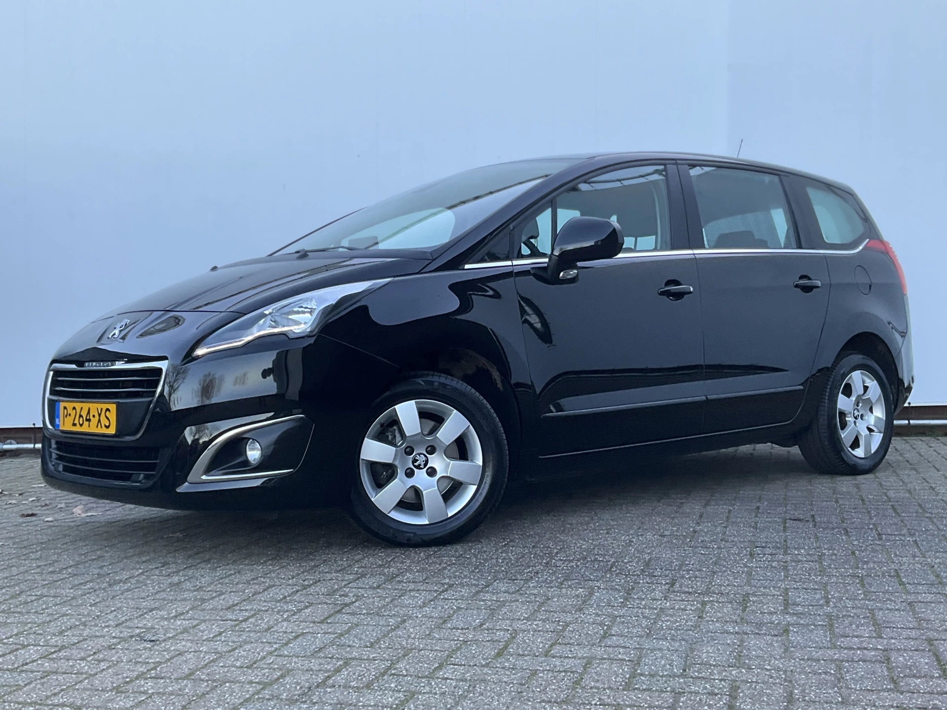Hoofdafbeelding Peugeot 5008