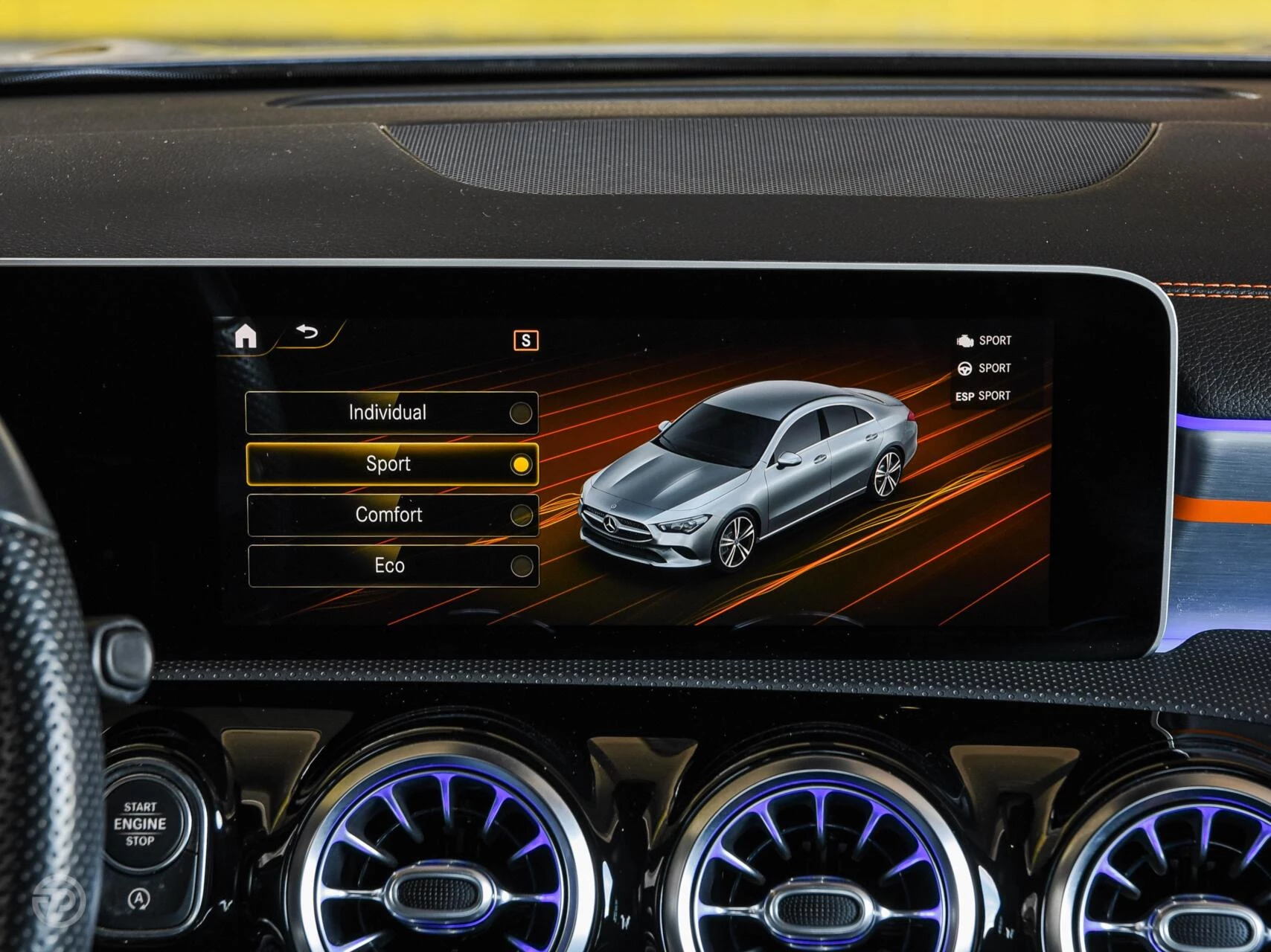 Hoofdafbeelding Mercedes-Benz CLA