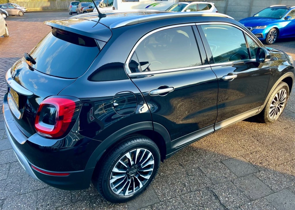 Hoofdafbeelding Fiat 500X