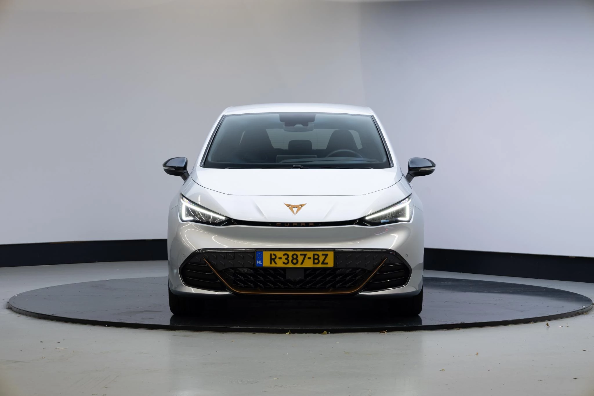Hoofdafbeelding CUPRA Born