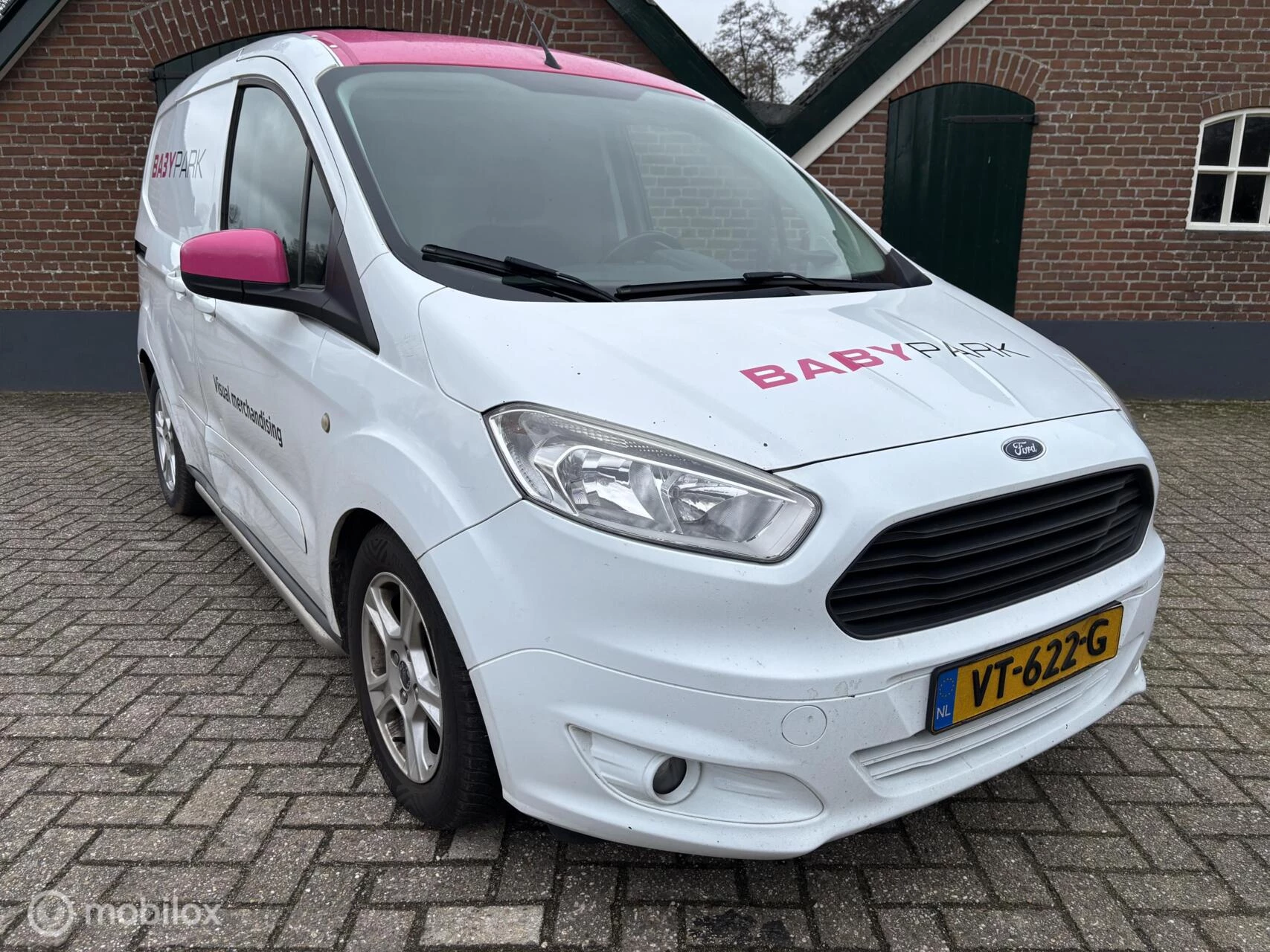 Hoofdafbeelding Ford Transit Courier