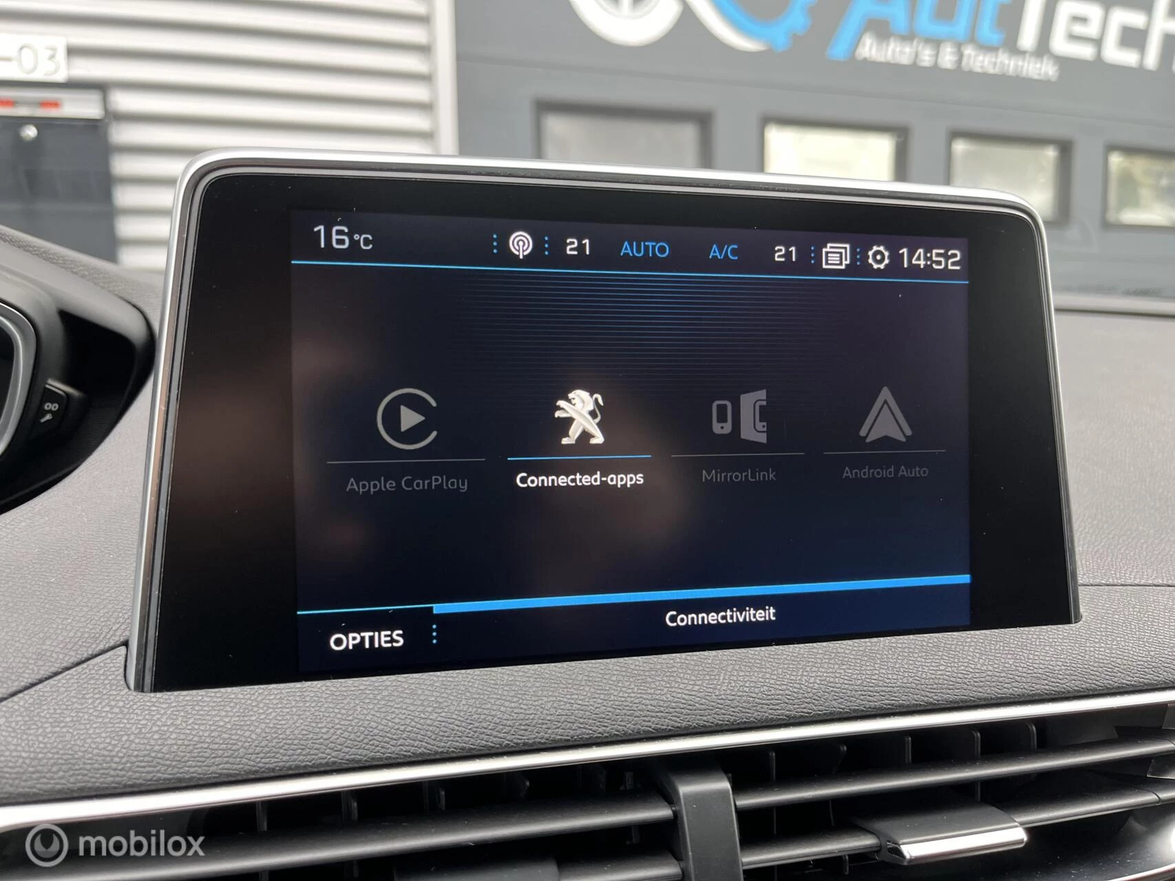 Hoofdafbeelding Peugeot 5008