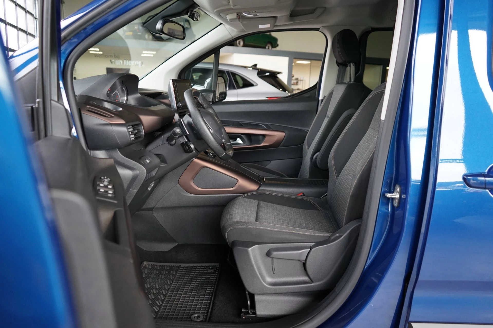 Hoofdafbeelding Peugeot Rifter