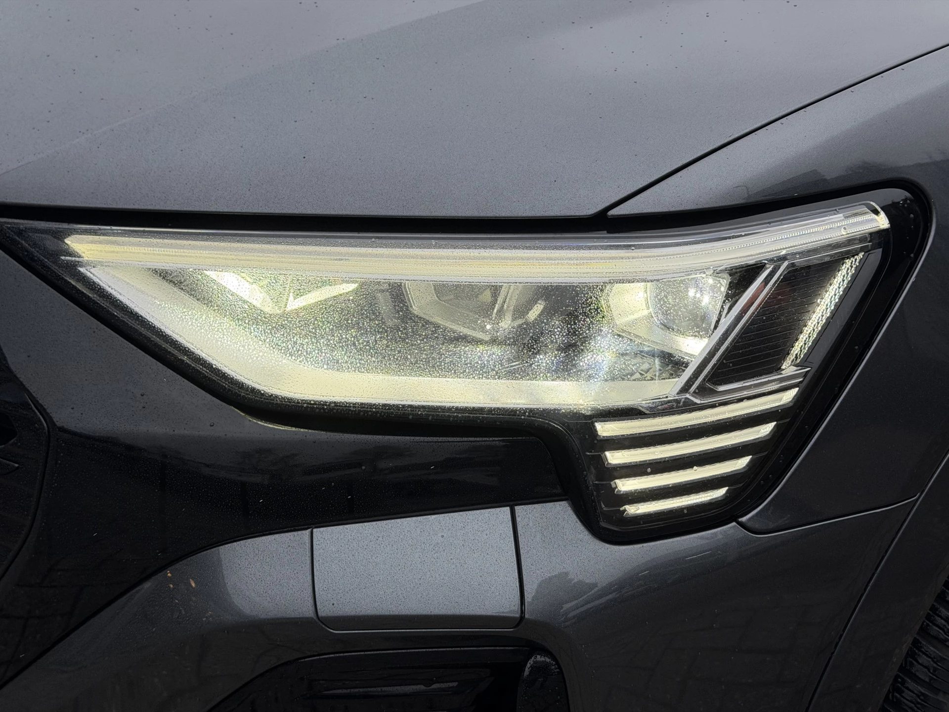 Hoofdafbeelding Audi Q8 e-tron