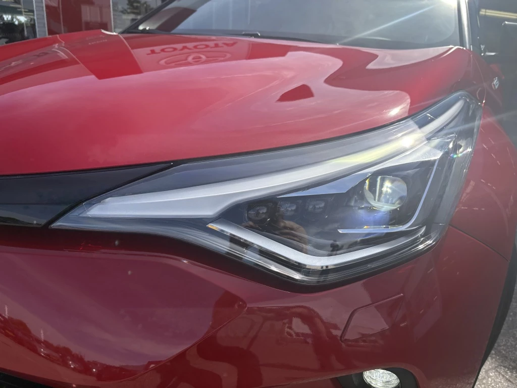 Hoofdafbeelding Toyota C-HR