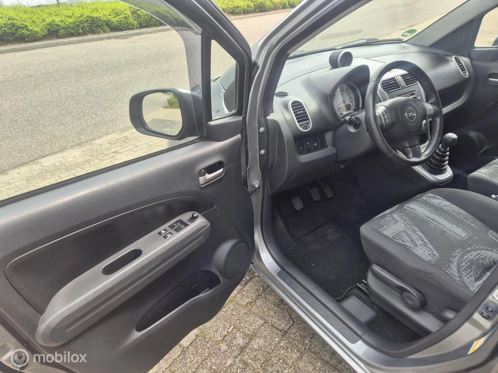 Hoofdafbeelding Opel Agila