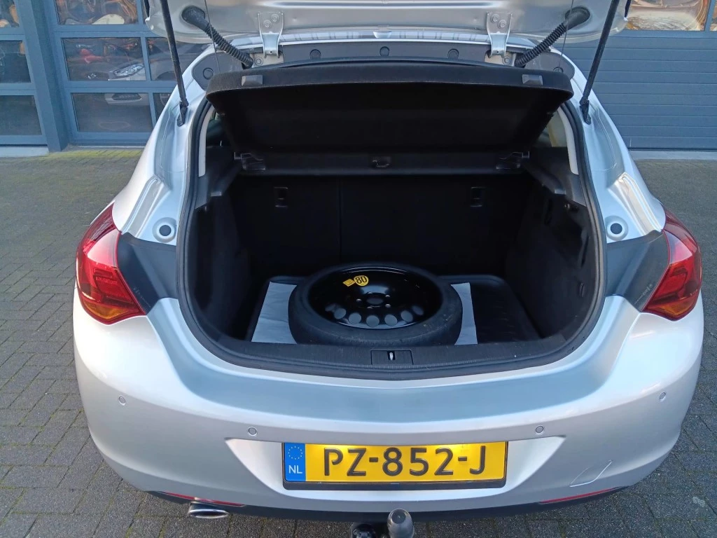 Hoofdafbeelding Opel Astra