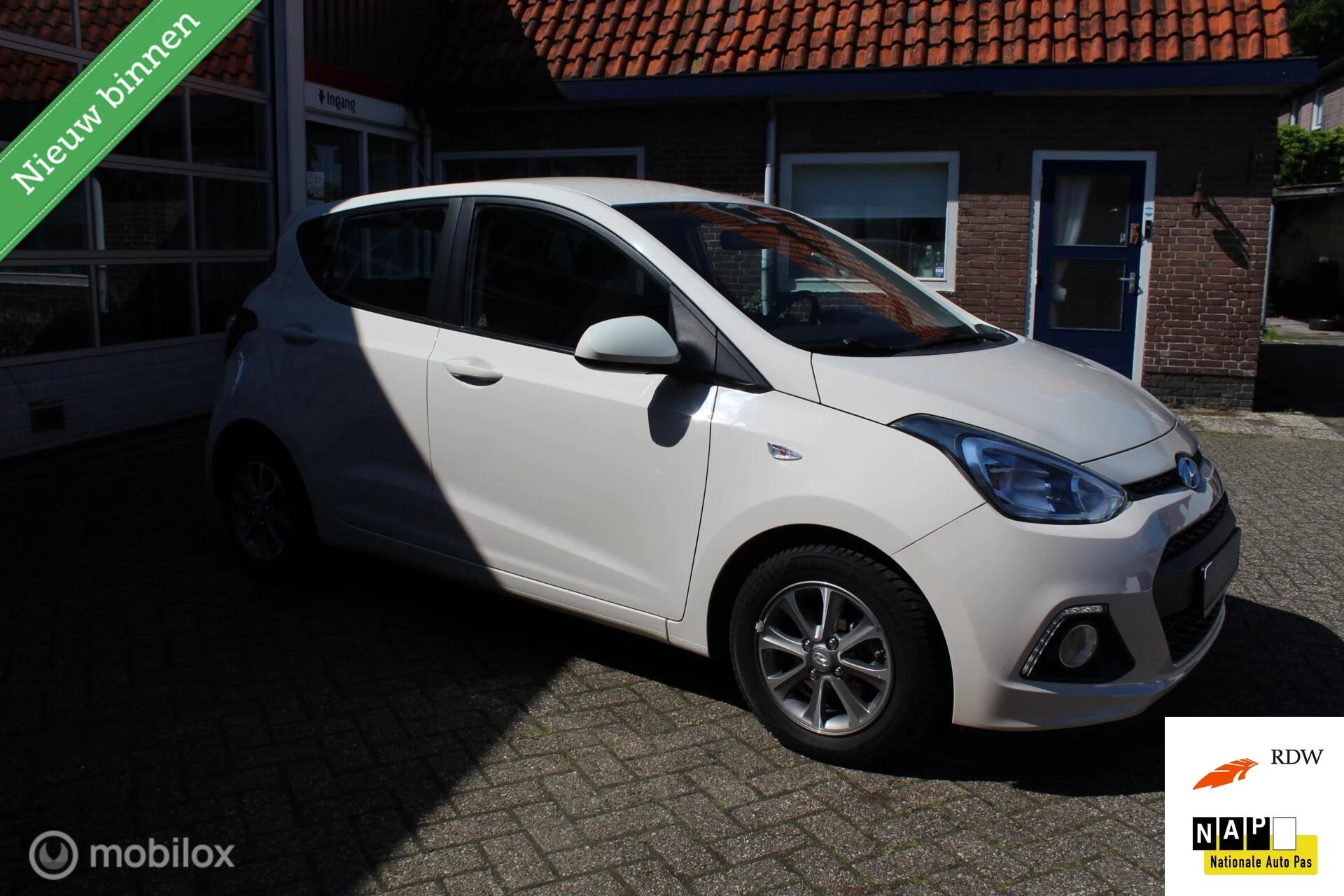 Hoofdafbeelding Hyundai i10