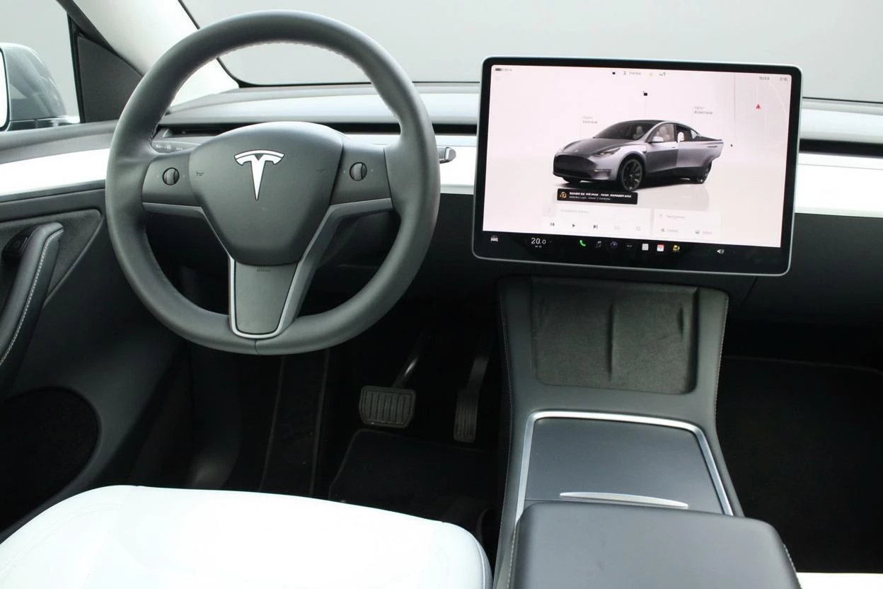 Hoofdafbeelding Tesla Model Y