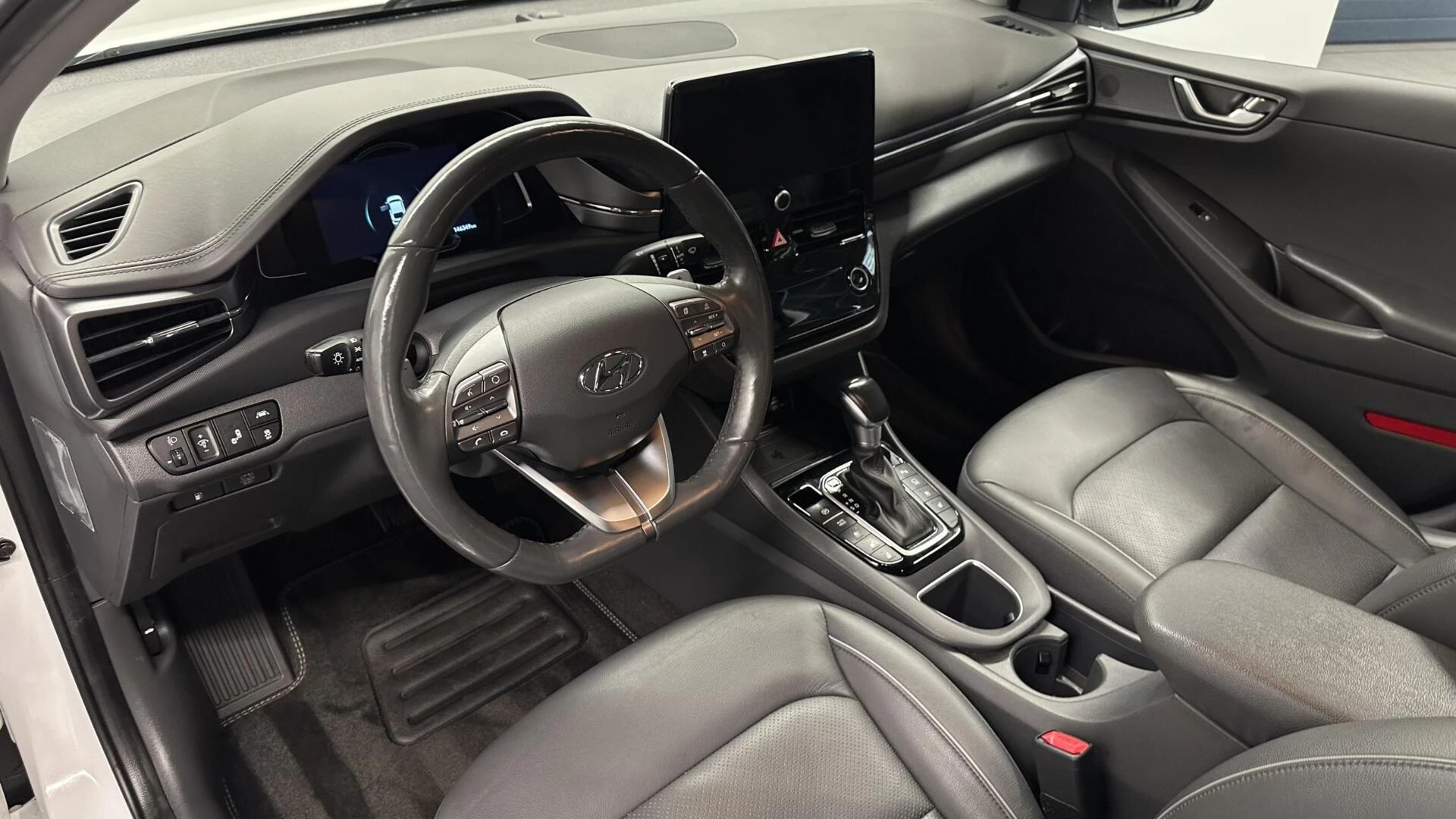 Hoofdafbeelding Hyundai IONIQ