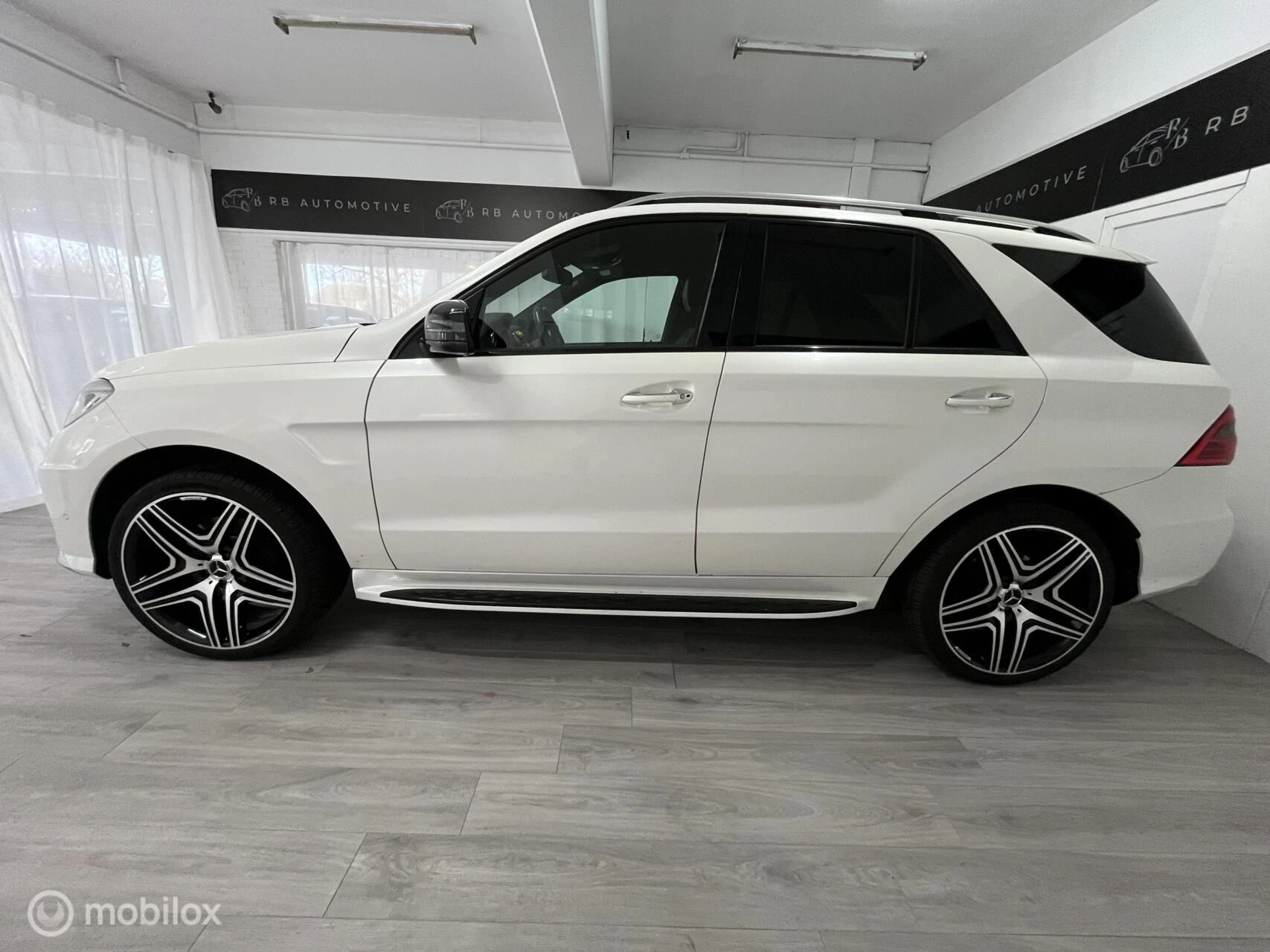 Hoofdafbeelding Mercedes-Benz M-Klasse