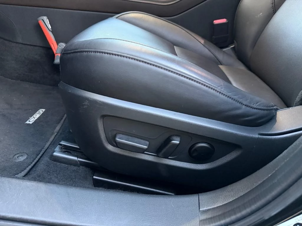 Hoofdafbeelding Mazda CX-30