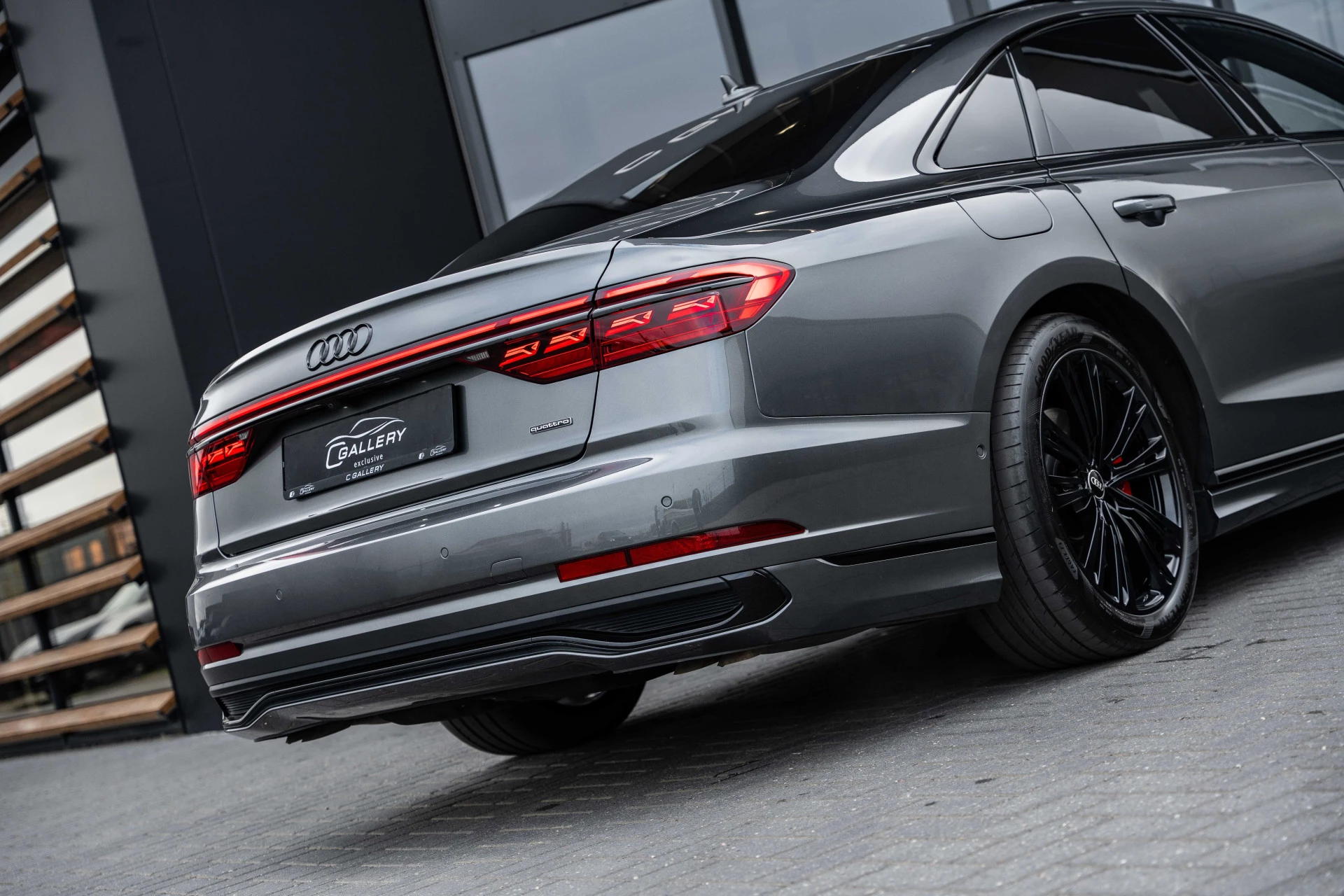 Hoofdafbeelding Audi A8