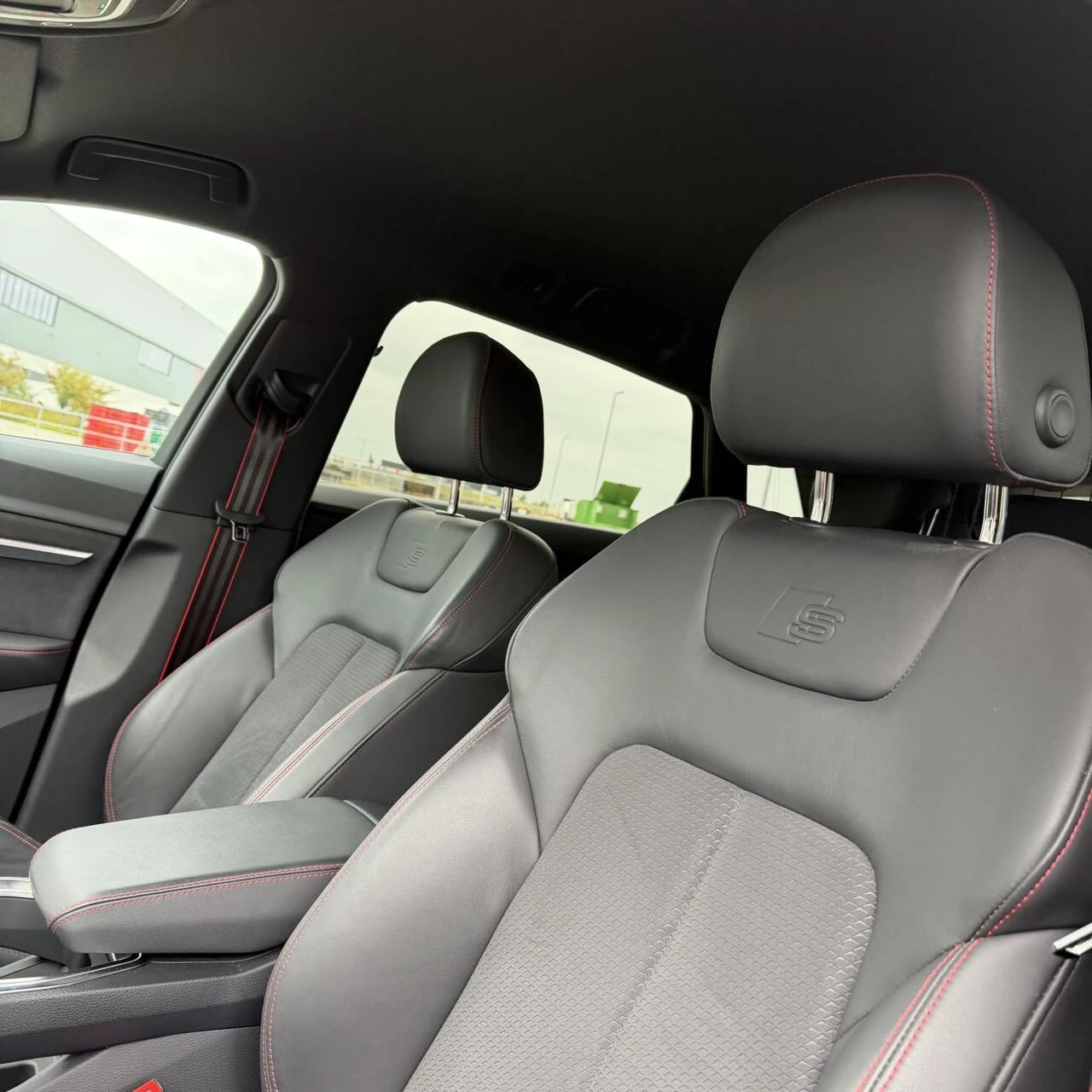 Hoofdafbeelding Audi Q8 e-tron