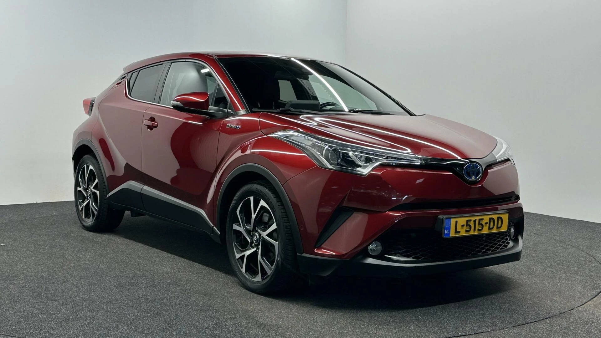Hoofdafbeelding Toyota C-HR