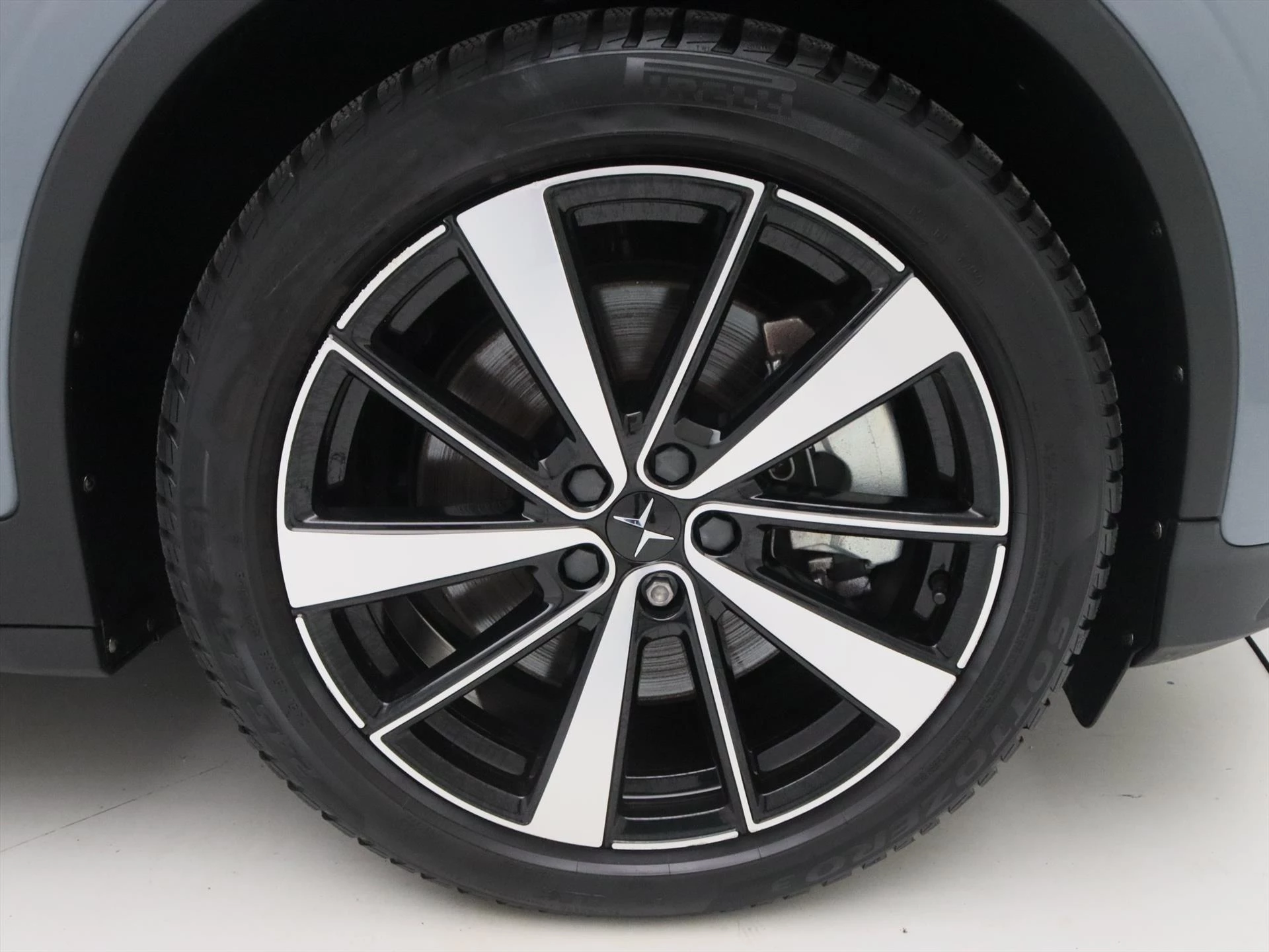 Hoofdafbeelding Polestar 2