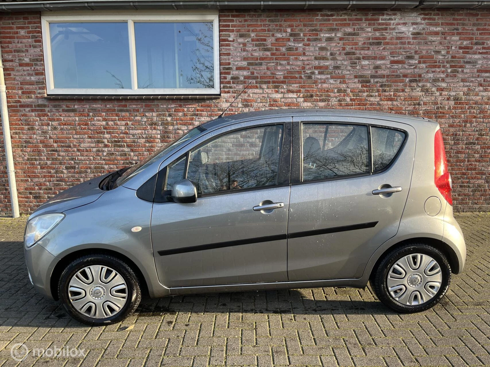 Hoofdafbeelding Opel Agila