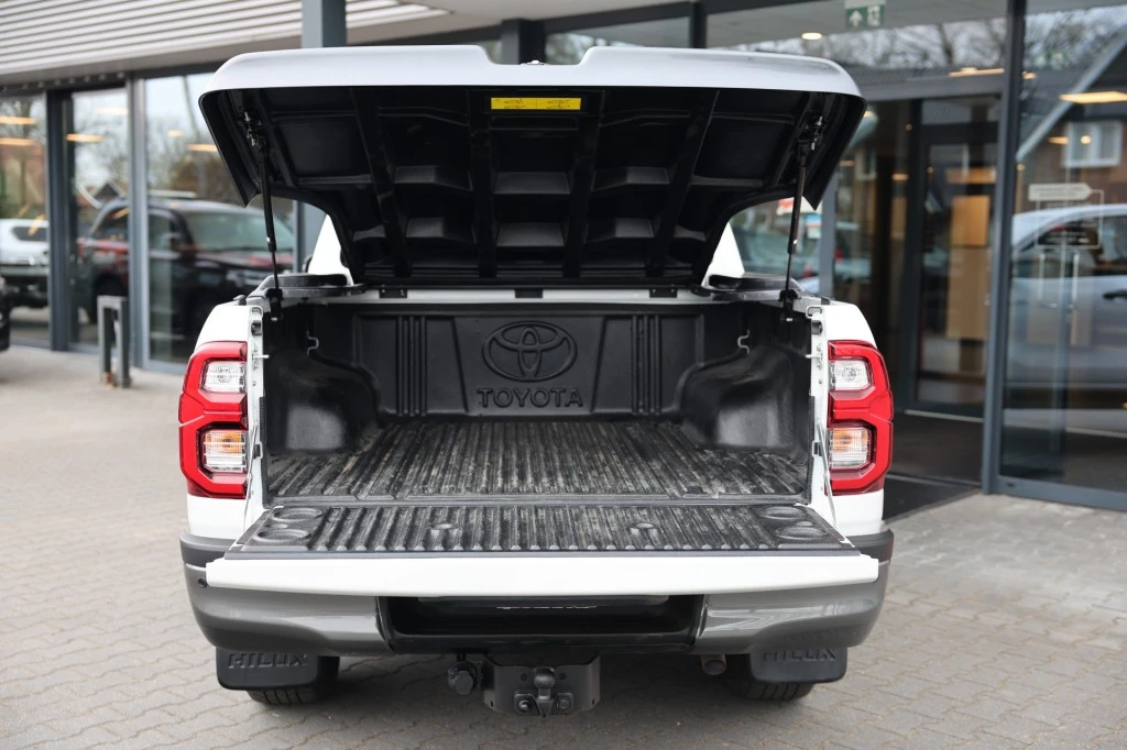 Hoofdafbeelding Toyota Hilux