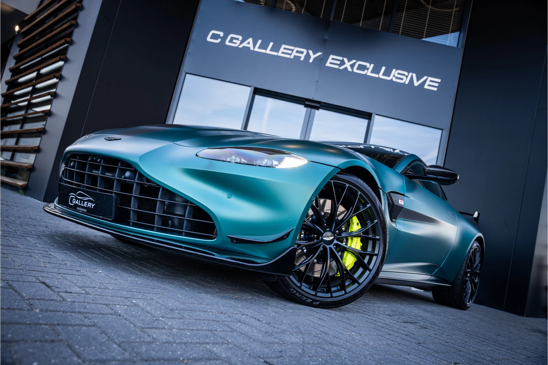 Hoofdafbeelding Aston Martin V8 Vantage