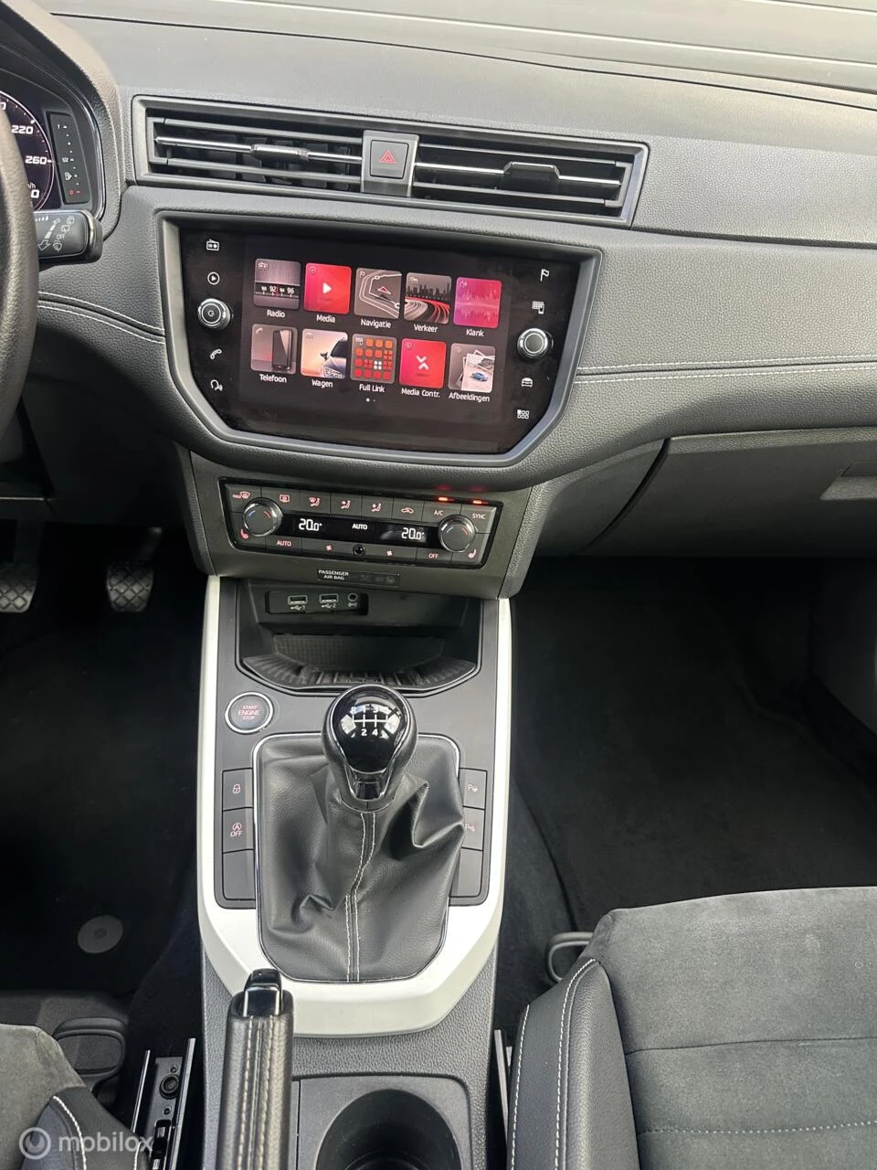 Hoofdafbeelding SEAT Arona