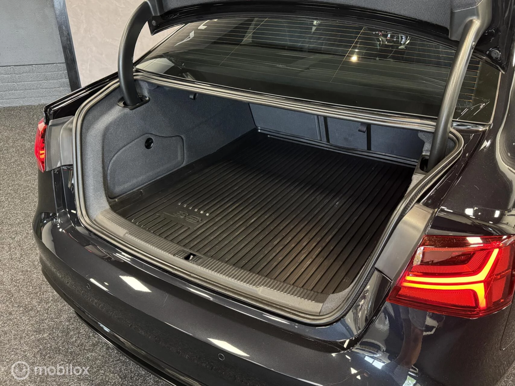 Hoofdafbeelding Audi S6
