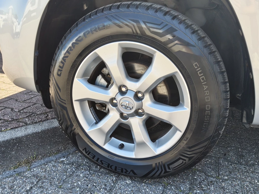 Hoofdafbeelding Toyota RAV4