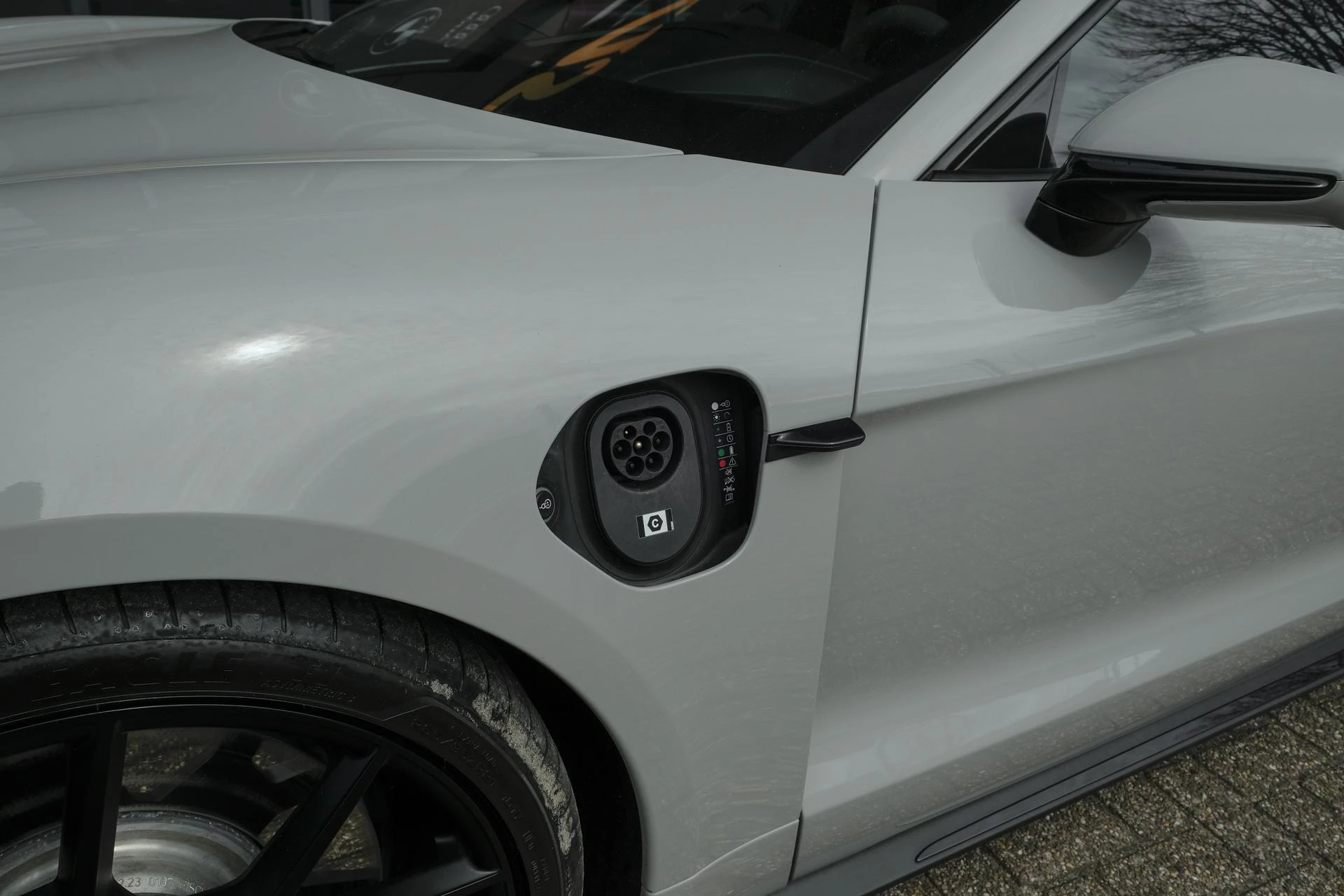 Hoofdafbeelding Porsche Taycan