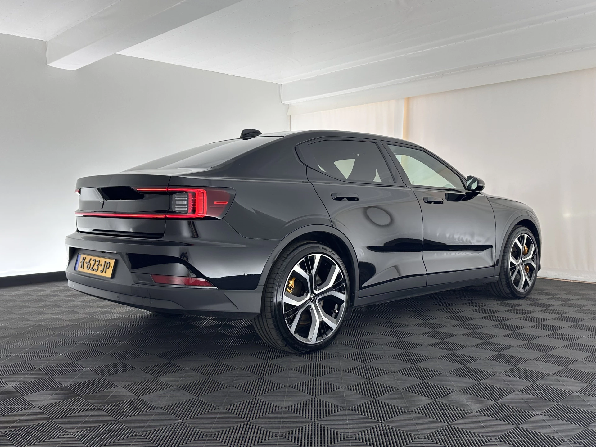 Hoofdafbeelding Polestar 2