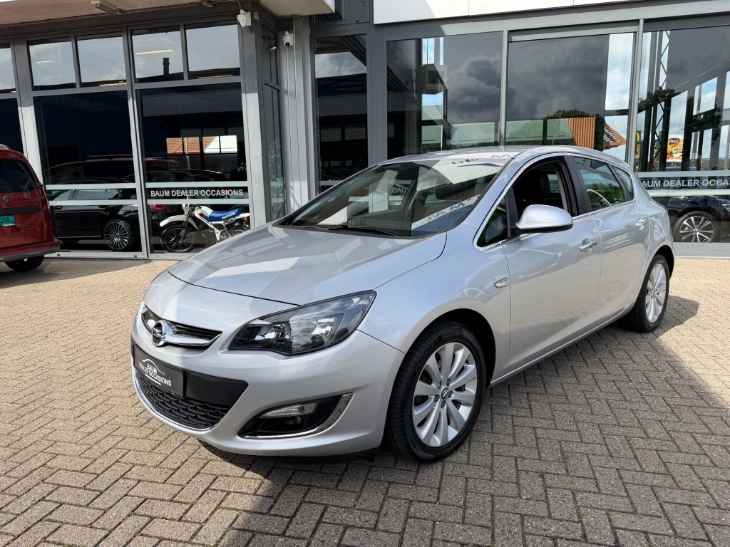 Hoofdafbeelding Opel Astra