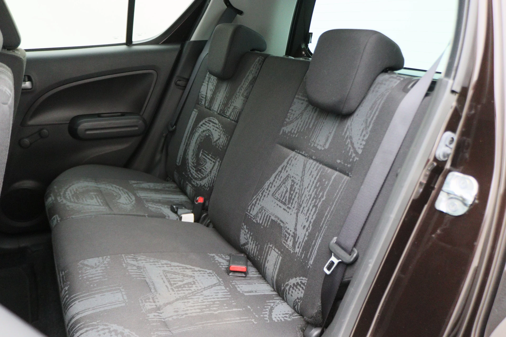 Hoofdafbeelding Opel Agila
