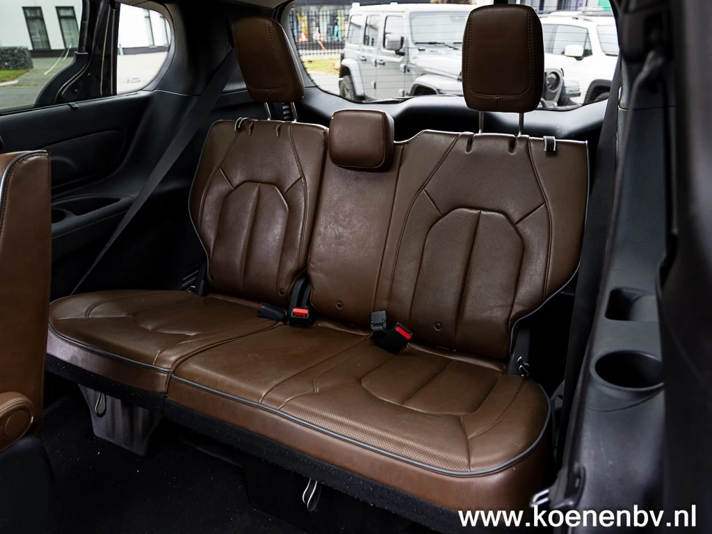 Hoofdafbeelding Chrysler Pacifica