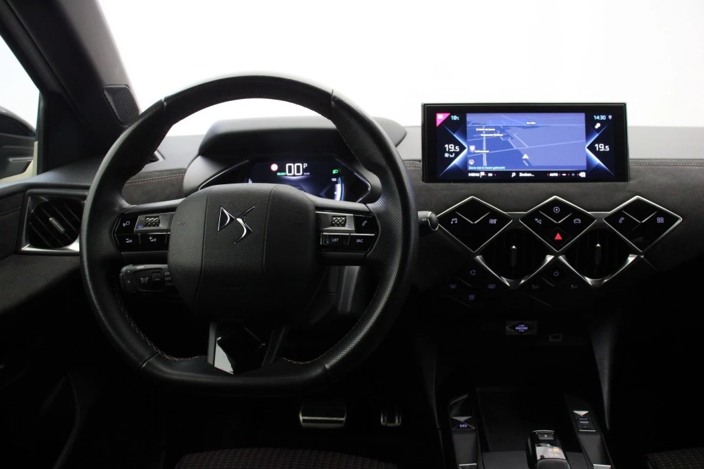 Hoofdafbeelding DS DS 3