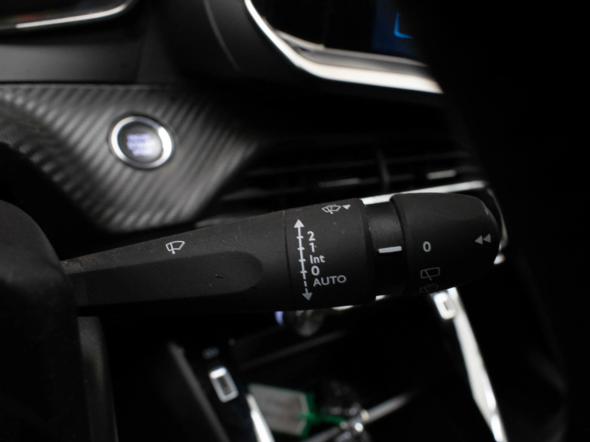 Hoofdafbeelding Peugeot e-2008