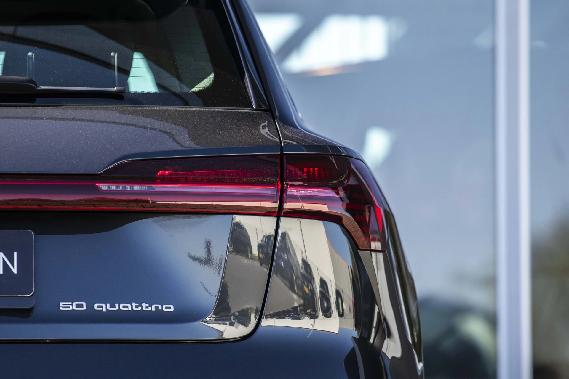 Hoofdafbeelding Audi e-tron
