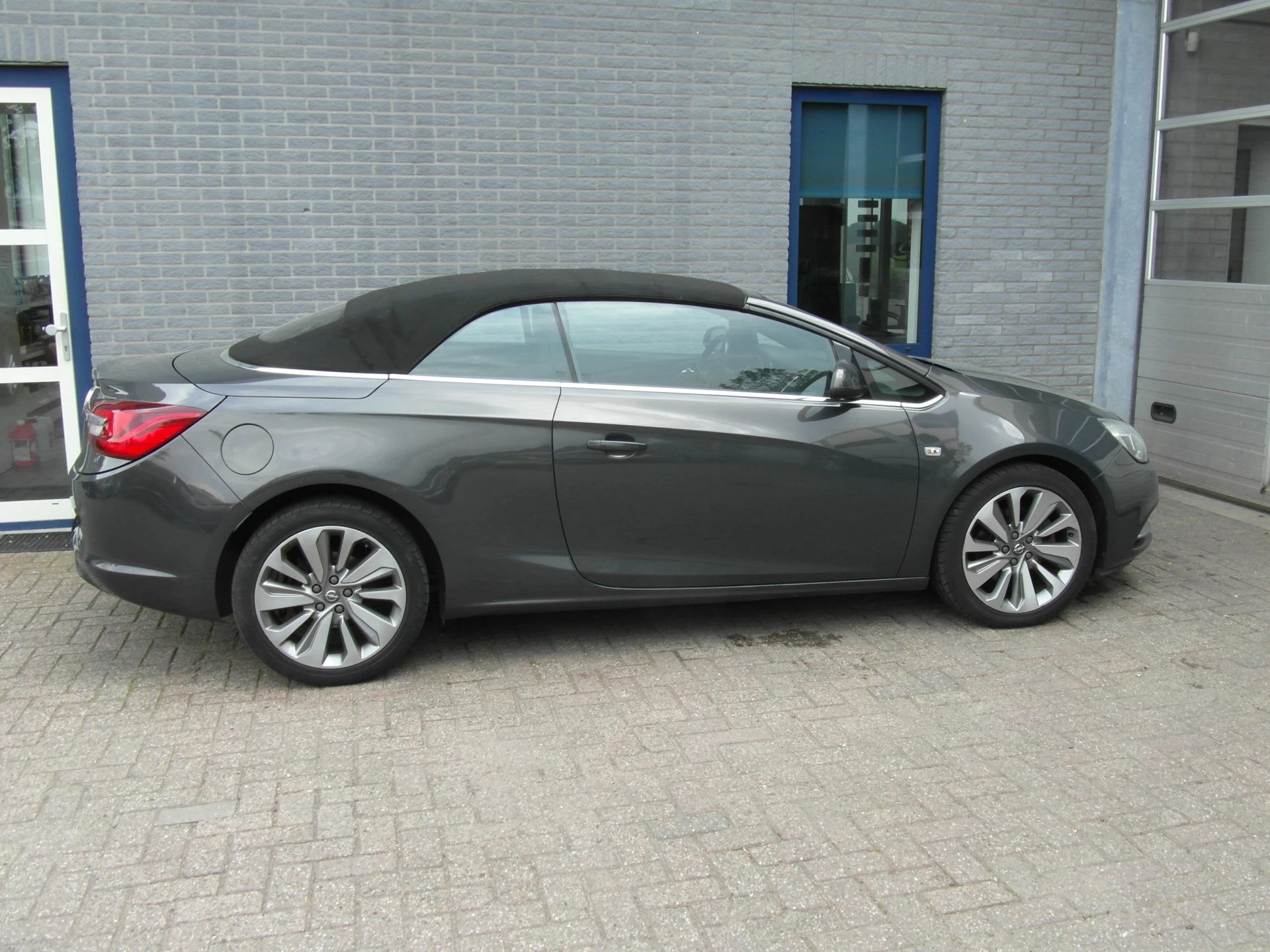Hoofdafbeelding Opel Cascada