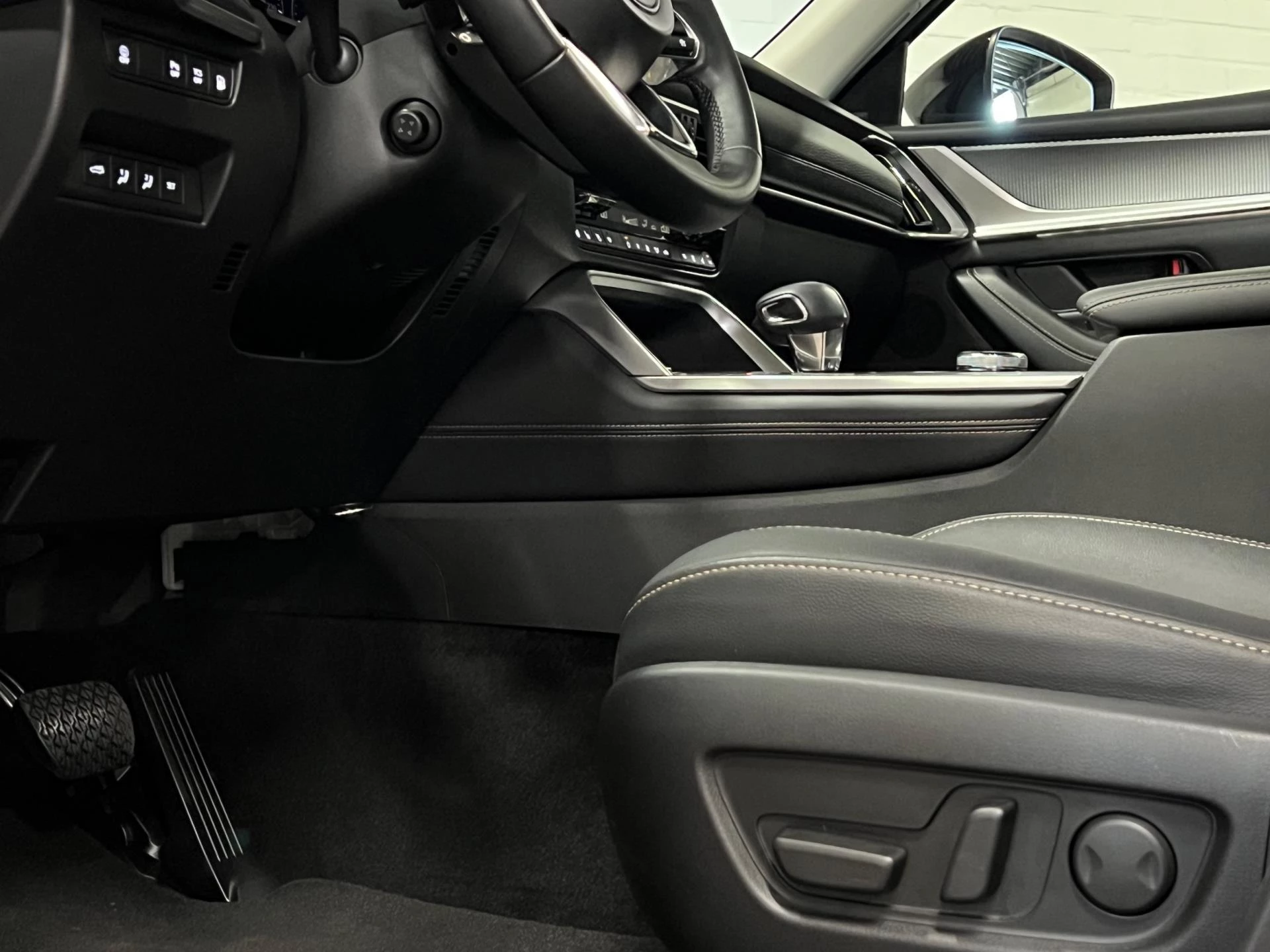 Hoofdafbeelding Mazda CX-60