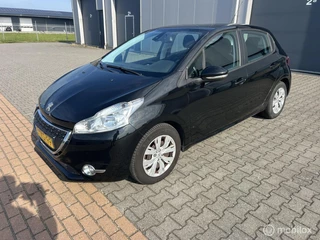 Peugeot 208 1.2 VTi Envy zeer nette auto