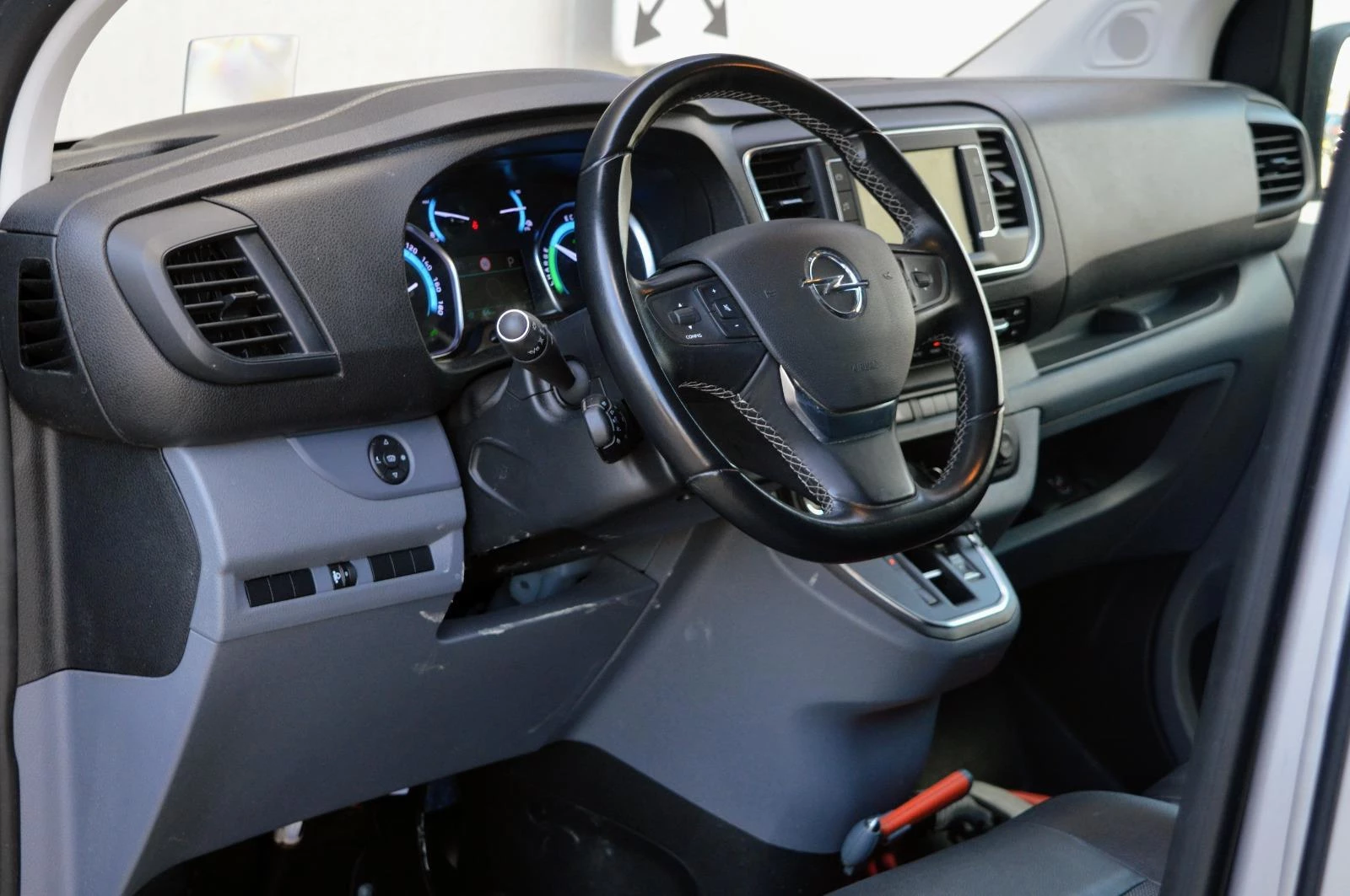 Hoofdafbeelding Opel Vivaro-e