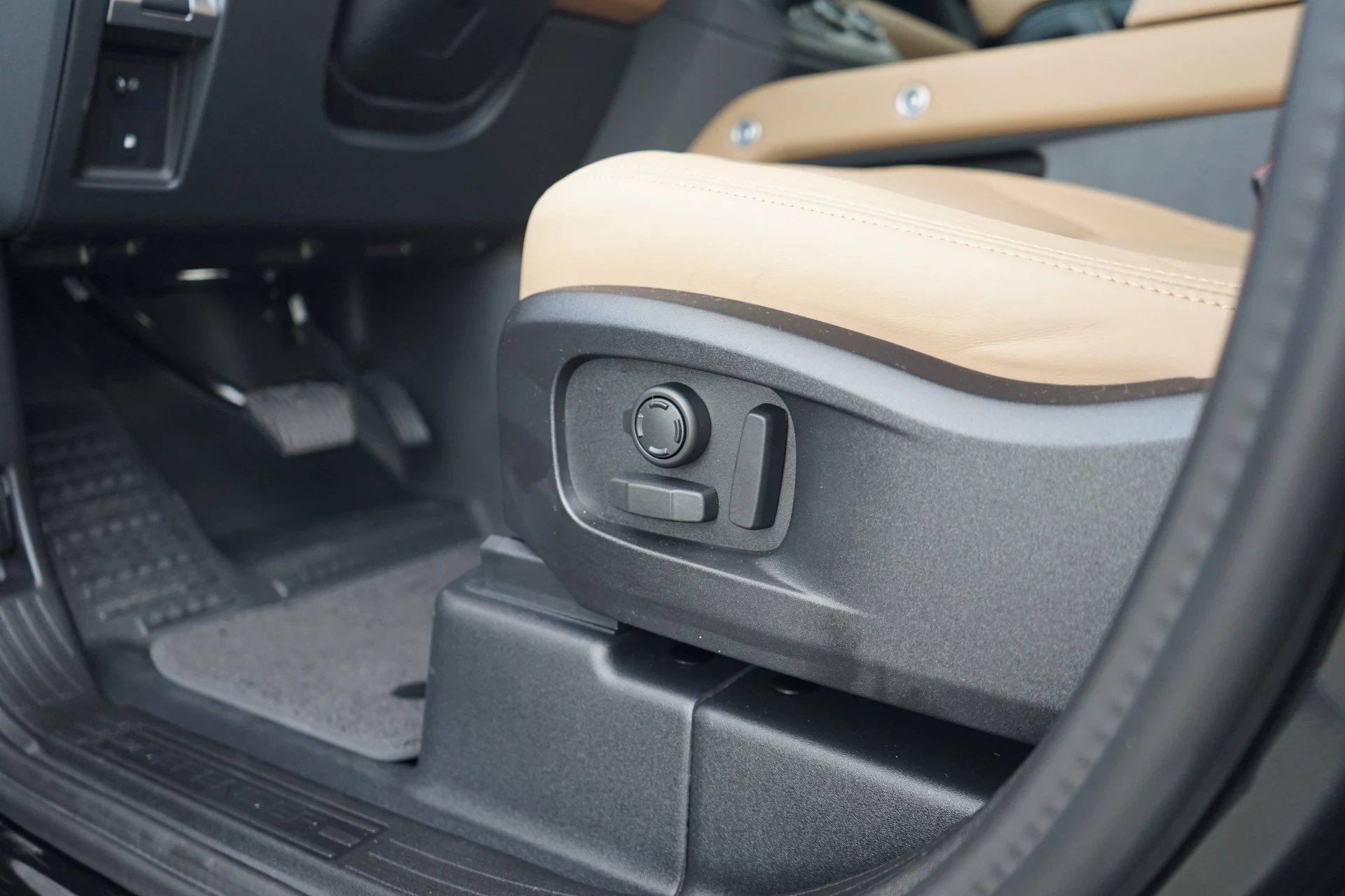 Hoofdafbeelding Land Rover Defender