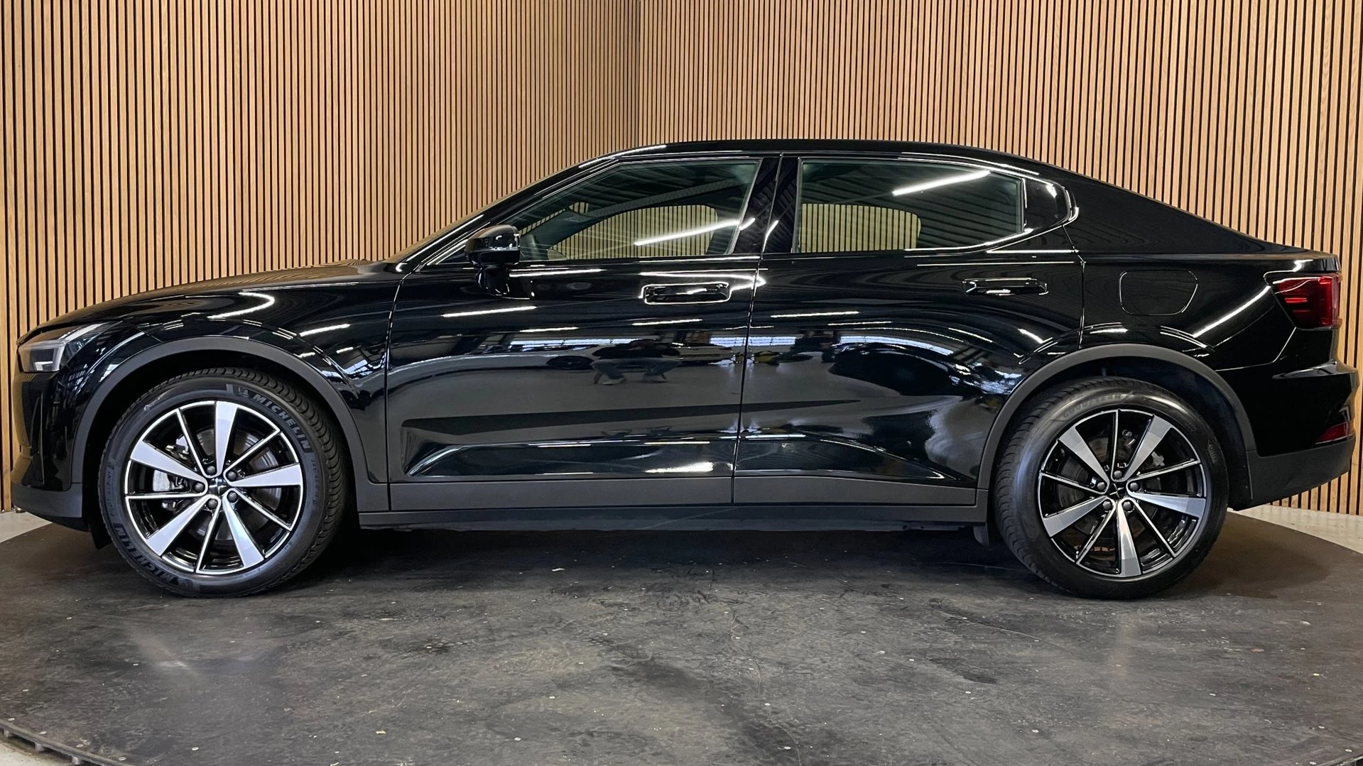 Hoofdafbeelding Polestar 2