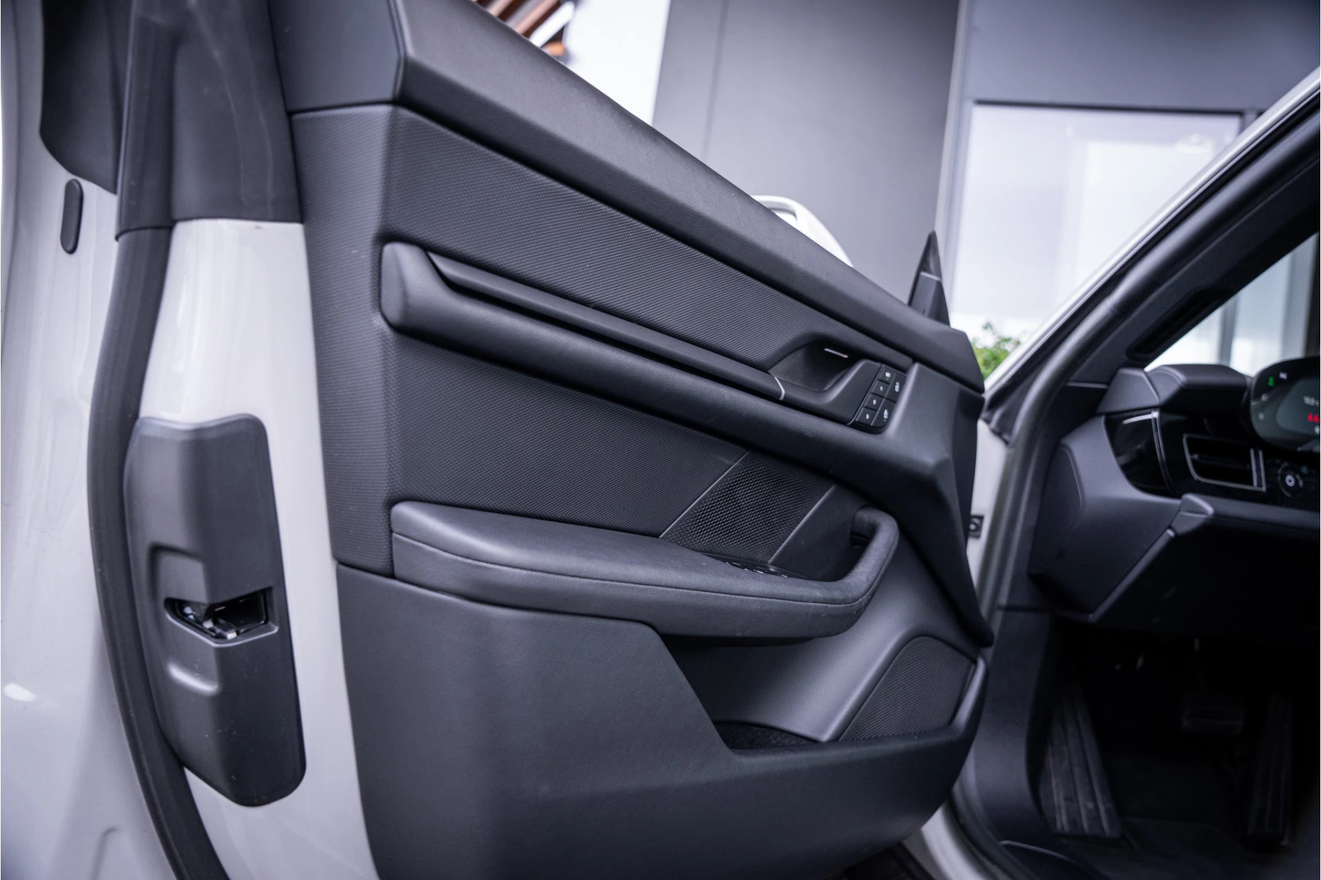 Hoofdafbeelding Porsche Taycan